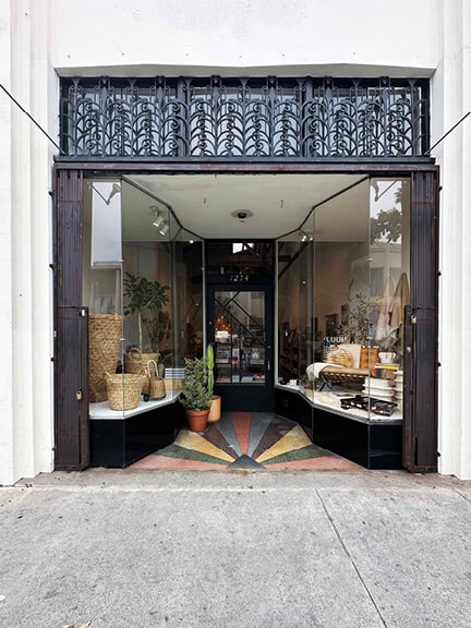 Cool design accents at Jenna Cooper’s Los Angeles showroom, a standout LA interior design showroom with curated art and sculptural details