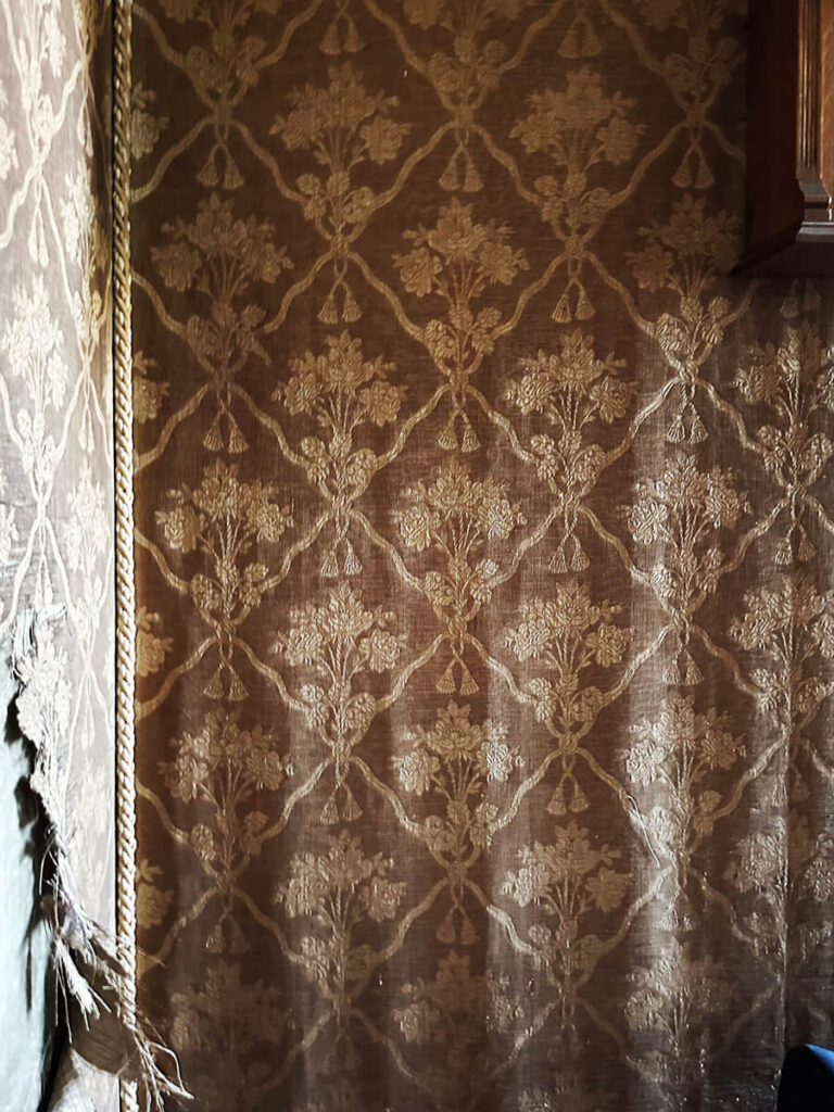 Silk wallpaper in a historic New England home, providing inspiration for classic home interiors and refined period design.