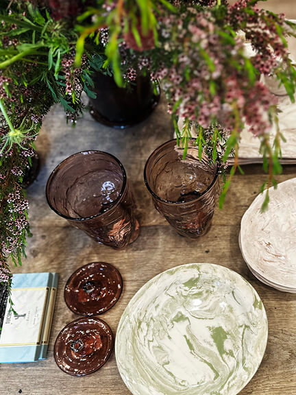 household-collection-nickey-kehoe-marbleized-ceramics-glassware–high-end-decorative-arts